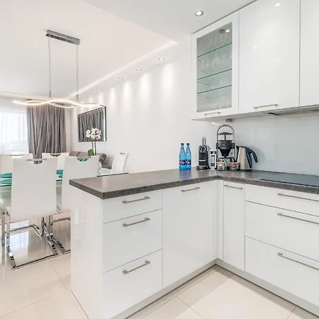 Apartment Stylish Vacation With Parking In By Renters Miedzyzdroje