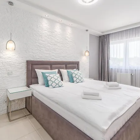 Apartment Funkcjonalny Z Parkingiem Blisko Plazy W Miedzyzdrojach By Renters